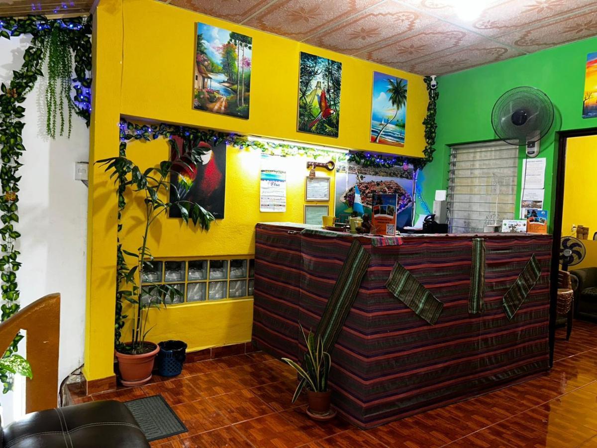 Casa Maya Itza Flores Exteriör bild