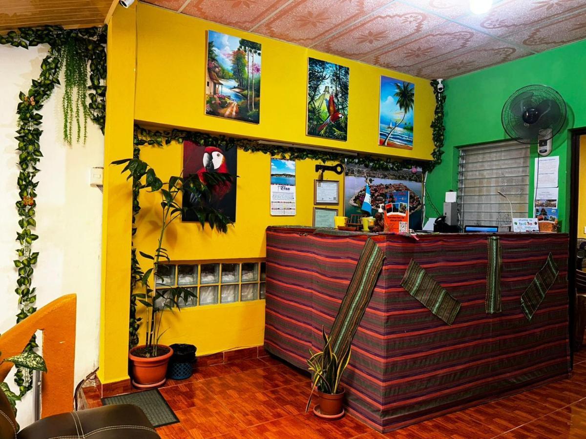 Casa Maya Itza Flores Exteriör bild