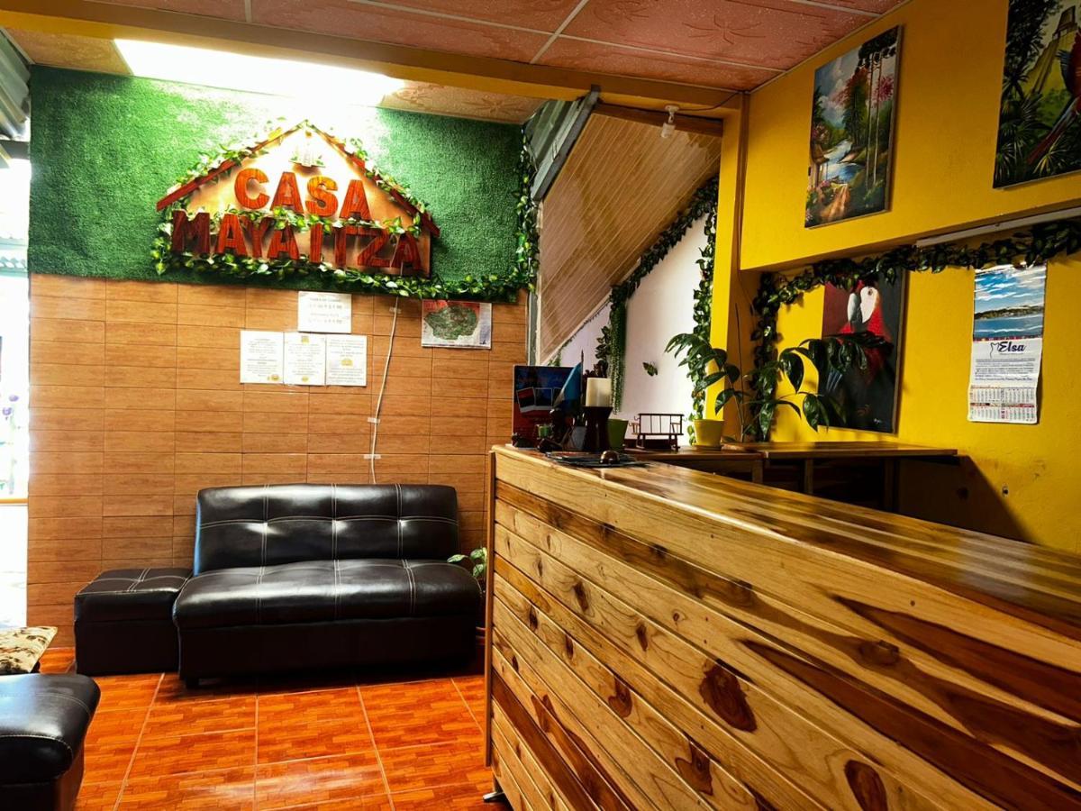 Casa Maya Itza Flores Exteriör bild